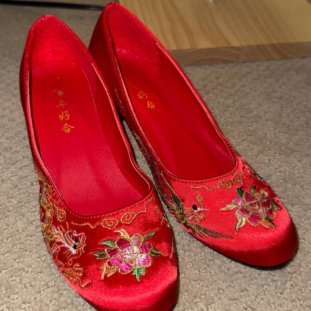 Red Silk Embroidered Wedding Heels - Chinese Tea Ceremony - Size 38 (US 7.5)